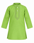 Boys Green Solid Cotton Blend Kurta Pyjama Set